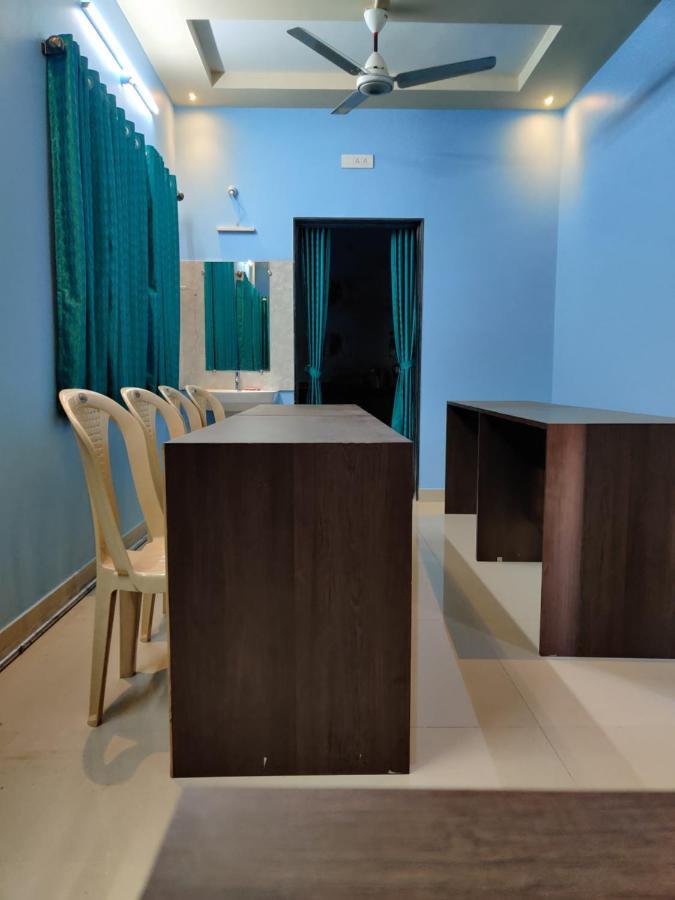 Bandekar Home Stay Malvan Exterior photo
